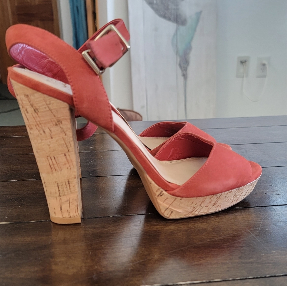 Gianni Bini Platform Heels 70's Vibe Cork and Orange Leather Size 9